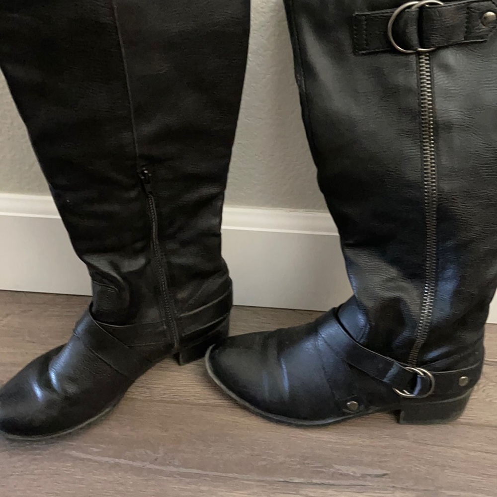 Black tall riding boots